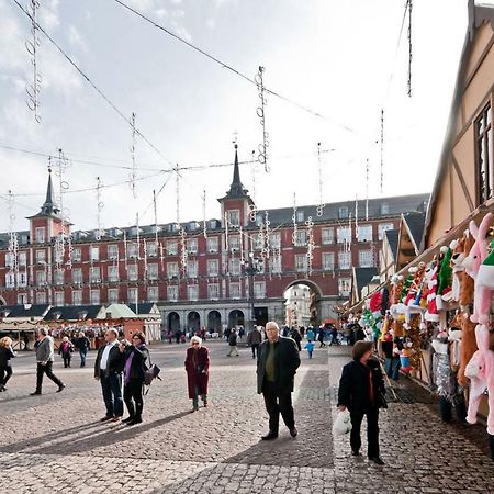 Atico En El Centro De Madrid - Calle Jardines Luaran gambar
