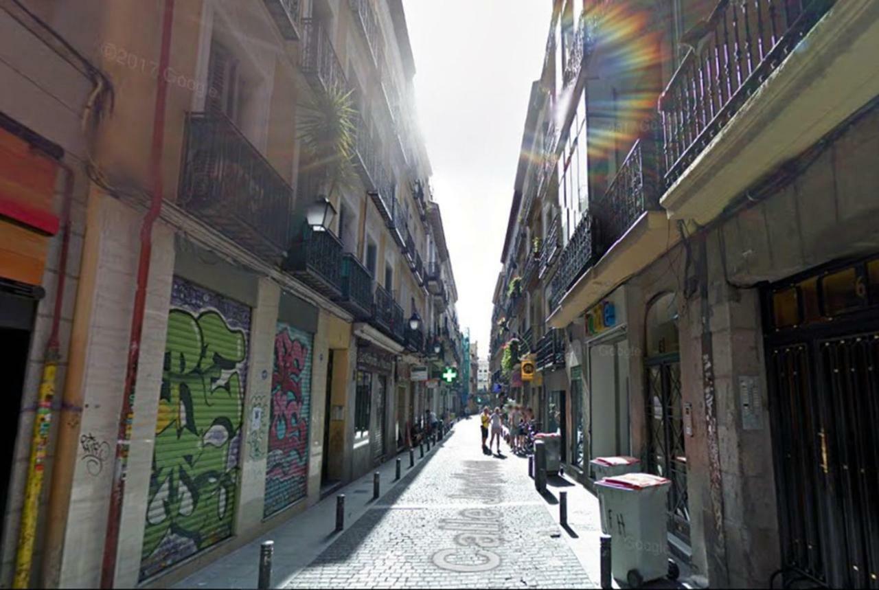 Atico En El Centro De Madrid - Calle Jardines Luaran gambar